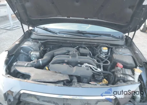 2015 Subaru Legacy 2.5I Premium z USA, uszkodzony, nr VIN 4S3BNAE69F3010191